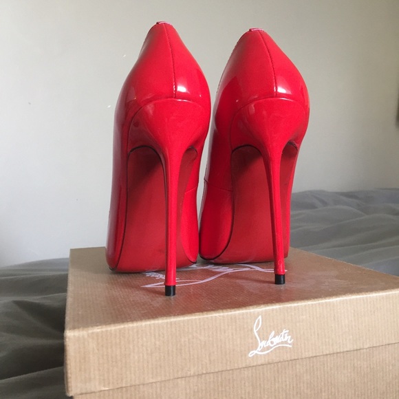 "SO KATE" Style Red-Hot Pumps!