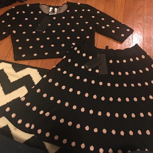 Bcbg polka dot crop top & matching skirt NWT - Picture 1 of 4