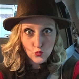 Meet your Posher, Jillian