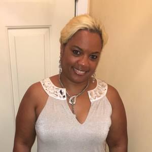 Meet your Posher, Traci