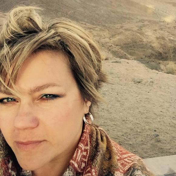 Meet your Posher, Cindy