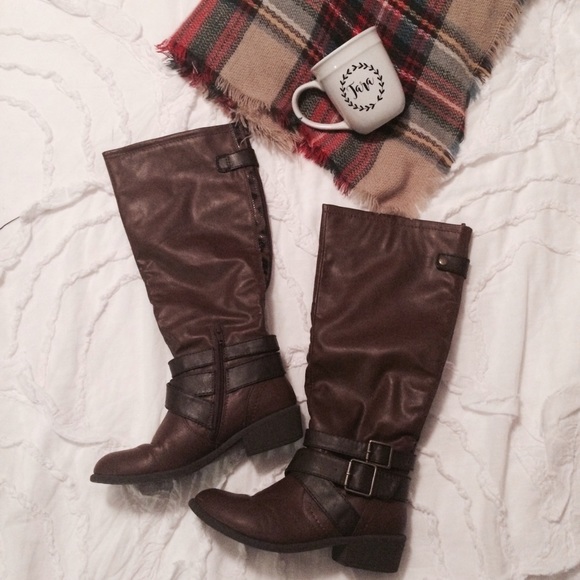 Two Toned Brown Strappy Boots 6.5