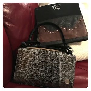 Brand new Miche Brandi bag with 2 shells!