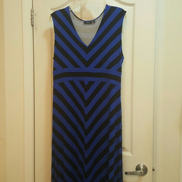 Apt 9 maxi dress