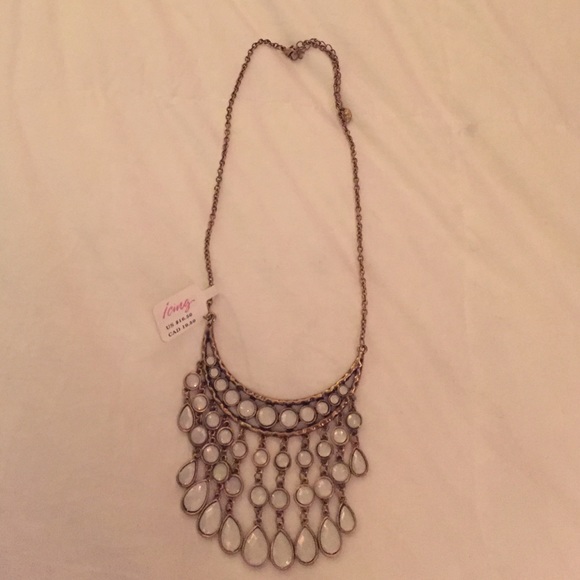 Brand new necklace! - Picture 3 of 3