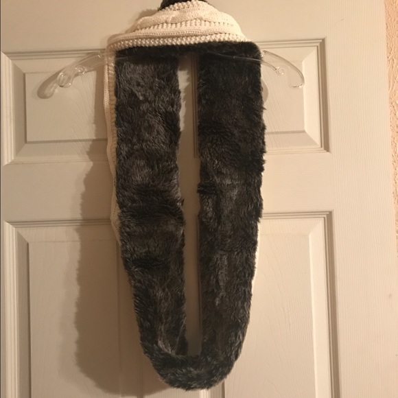 Faux fur scarf