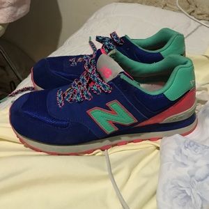 New balance shoes