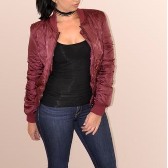 SALE❗️Maroon Bomber Jacket - Picture 2 of 2