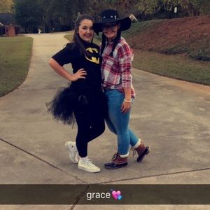 Meet your Posher, Grace