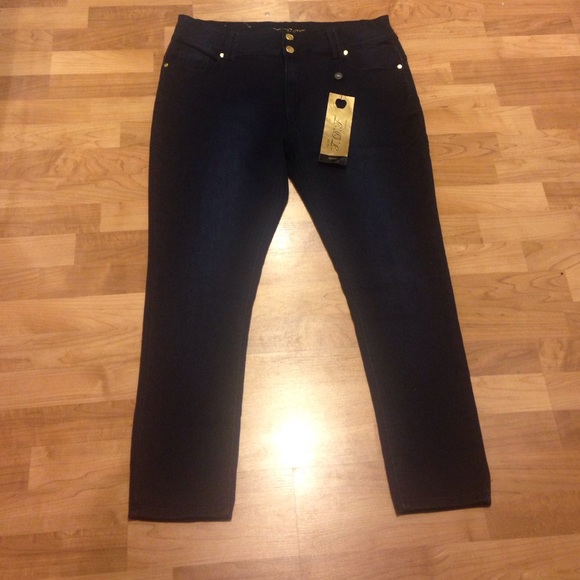 City Chic To Die For Apple Skinny Jeans
