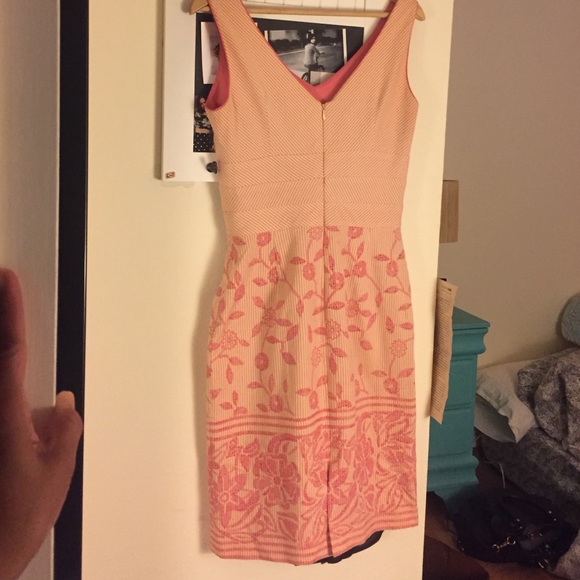 Kay Unger fitted dress