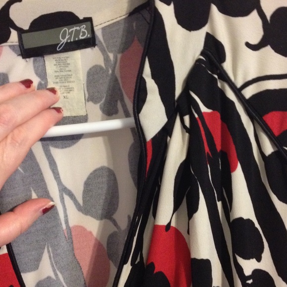 ⚡️FLASH SALE⚡️JTB shirt - Picture 2 of 2