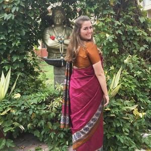 Meet your Posher, Danielle