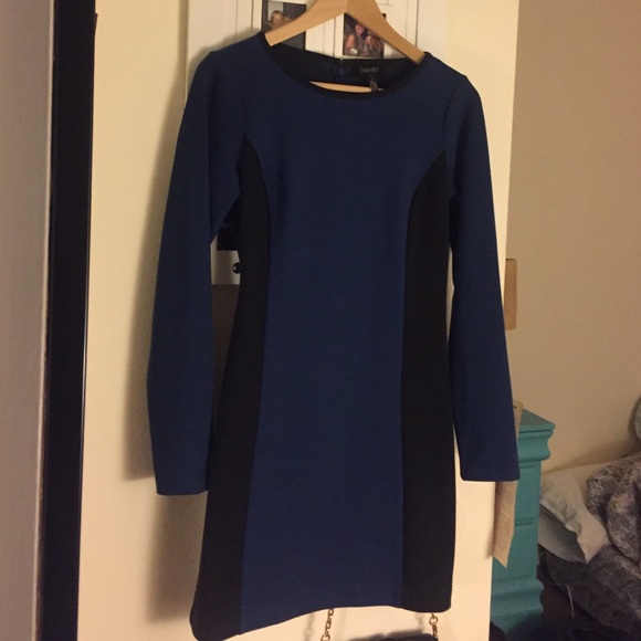 Bodycon dress by Laundry Shelli Segal