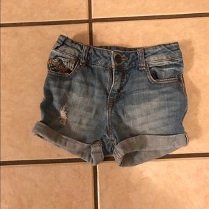 Girl's shorts