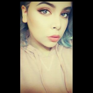 Meet your Posher, Kris