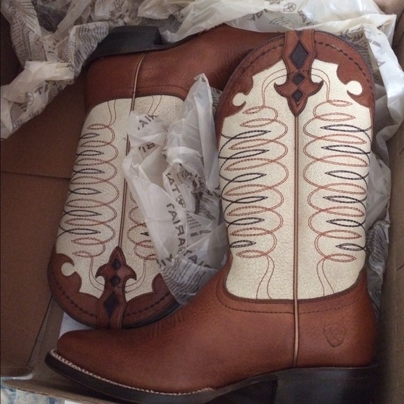 Women's Ariat boots