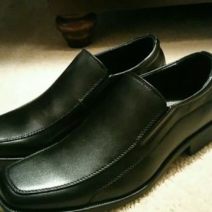 Perry Ellis men's black dress shoes, 10.5