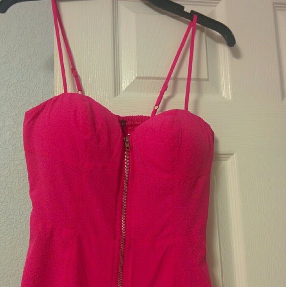 New with tags Guess summer top