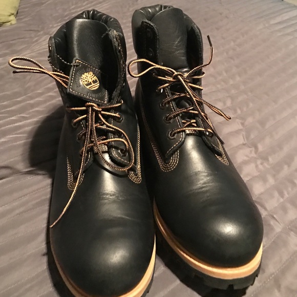Black Timberlands