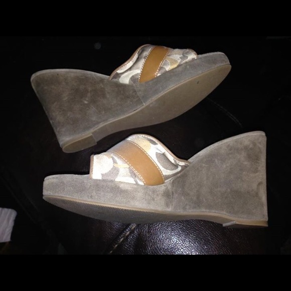 Sz 8.5 Coach Wedged - Picture 1 of 2