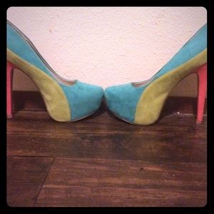 Size 8 Charlotte Russe multi colored pumps