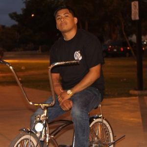 Meet your Posher, Carlos