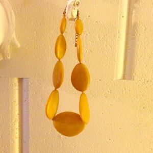 Yellow resin necklace