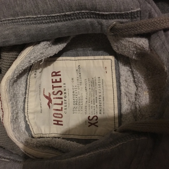 Top - Picture 2 of 2