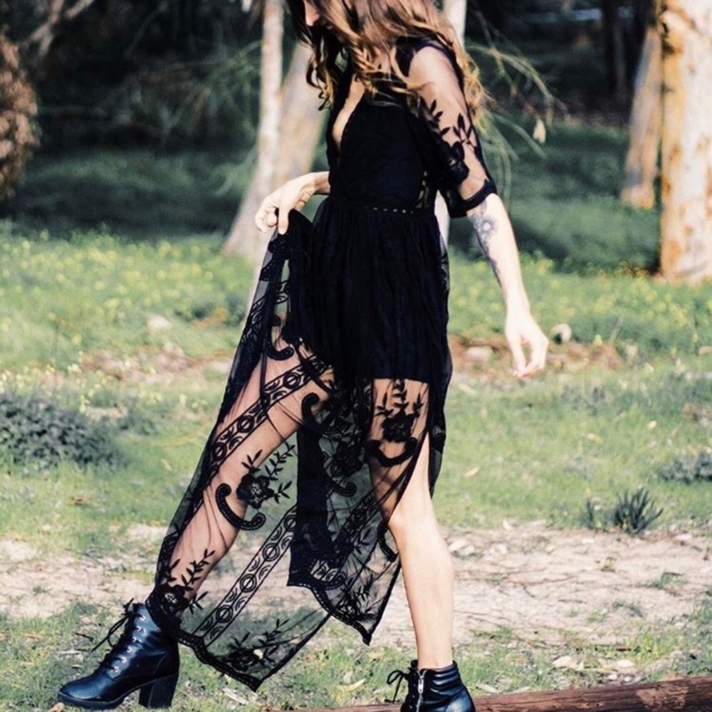 *LAST1* Black Embroidered Lace Maxi Dress - Picture 3 of 6