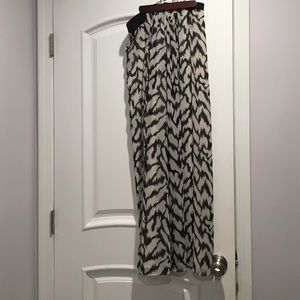 Only worn once Armani exchange skirt