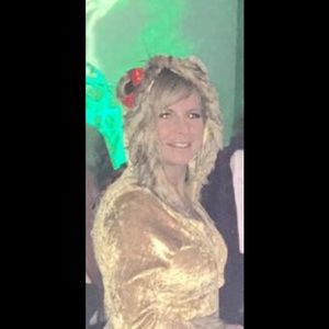 Meet your Posher, Rebecca