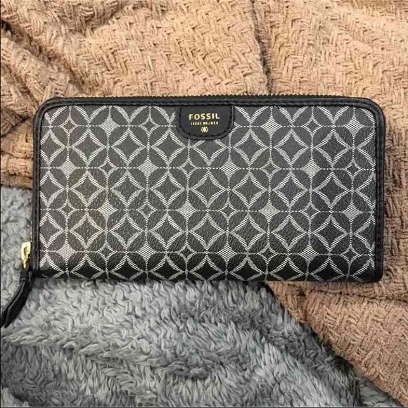 Fossil wallet