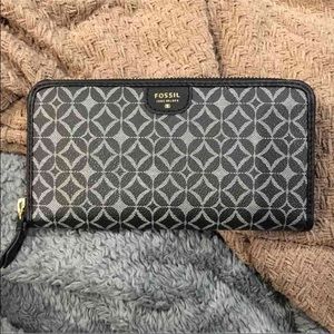 Fossil wallet