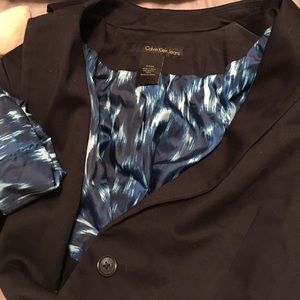 Calvin Klein blazer stretchy.