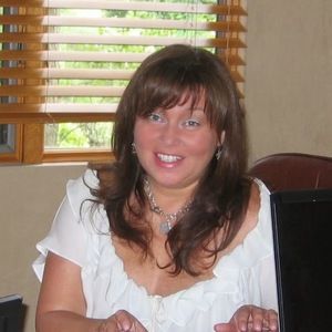 Meet your Posher, Irena