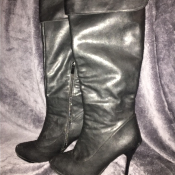 Boots - Picture 1 of 2