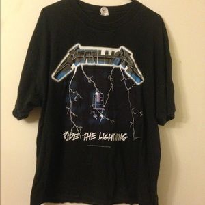 Vintage Metallica shirt