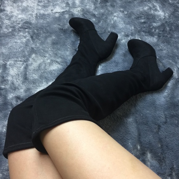 🚫Sold🚫🌚Suede Over The Knee Boots - Picture 3 of 4