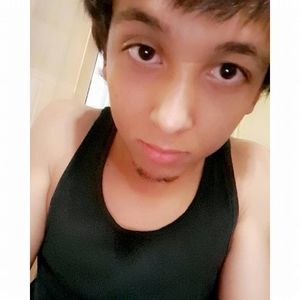 Meet your Posher, Javier