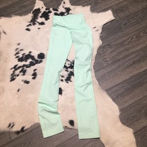 Lululemon lime green sz 2 regular leggings. Long.
