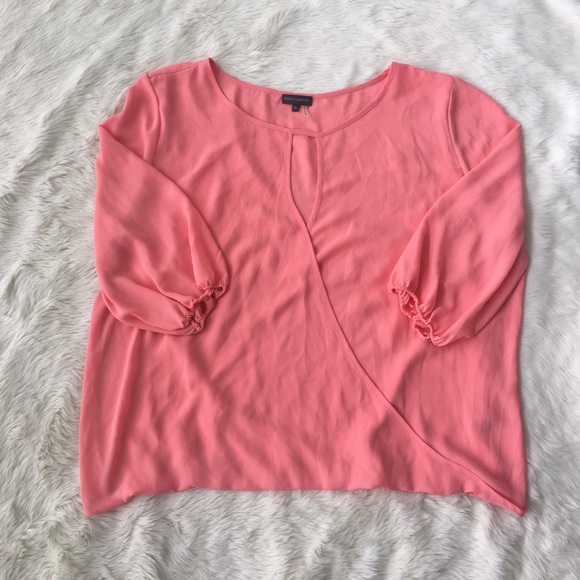 Vince Camuto Tops - Vince Camuto blouse