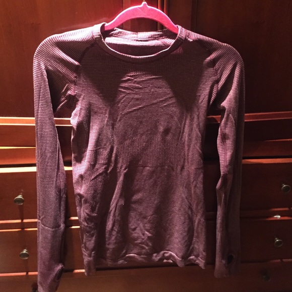 Long Sleeve lululemon shirt