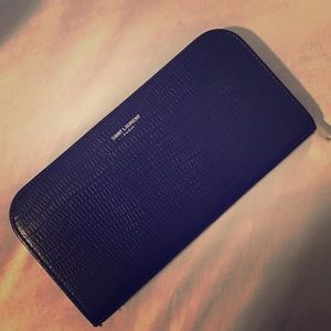 😽Saint Laurent embossed croc