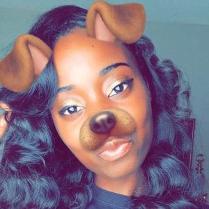 Meet your Posher, Briana