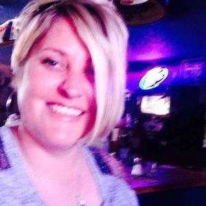 Meet your Posher, Leslie