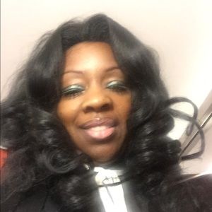 Meet your Posher, Anita