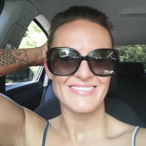 Meet your Posher, Stacie
