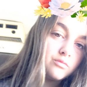 Meet your Posher, Tiffany