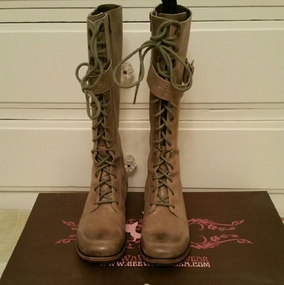 Anthropologie gee wawa boots
